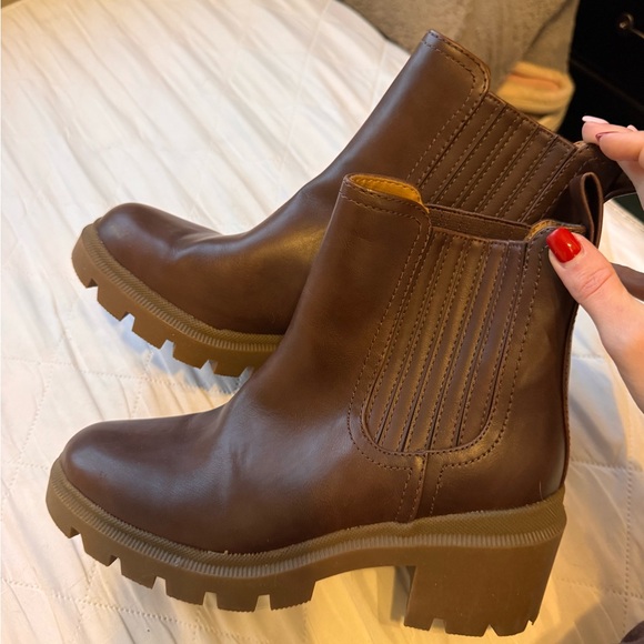 Shoes - Brown Leather Ankle Boots